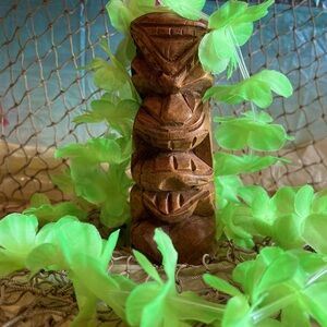 It’s So Beachy hand carved Hawaiian Tiki Totem